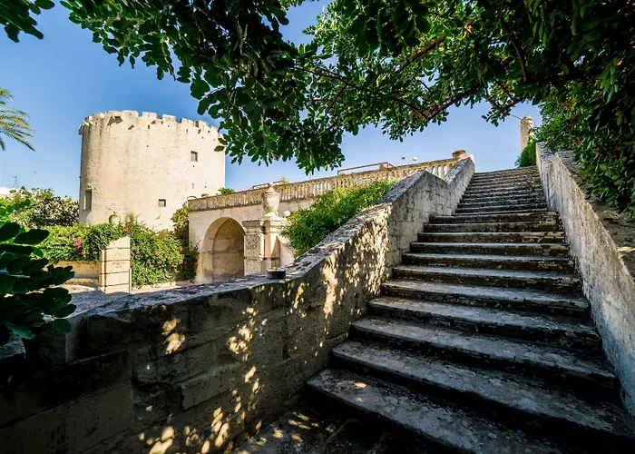 Hotel Dimora Storica Torre Del Parco 1419 Lecce